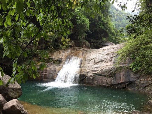 翡翠谷景區(qū)：翡翠潭